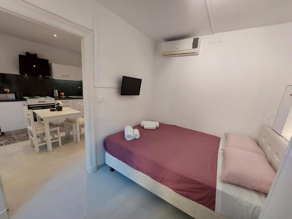 דירות Corfu  Akis Luxury Flat מראה חיצוני תמונה