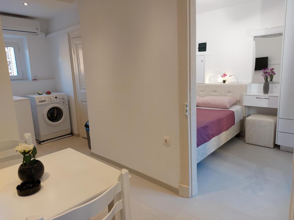 דירות Corfu  Akis Luxury Flat מראה חיצוני תמונה